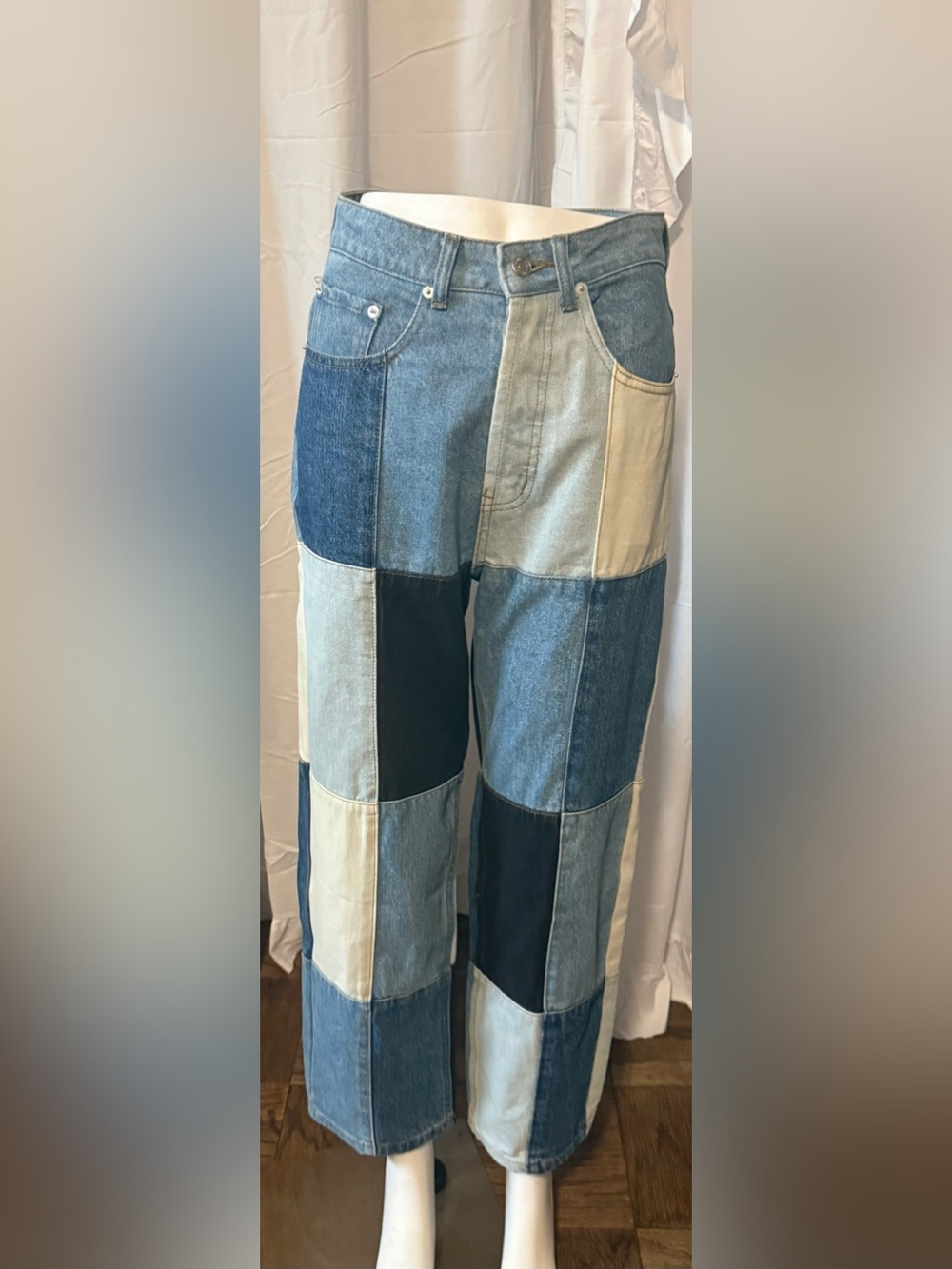 Signature 8 Patchwork Jeans Small EUC